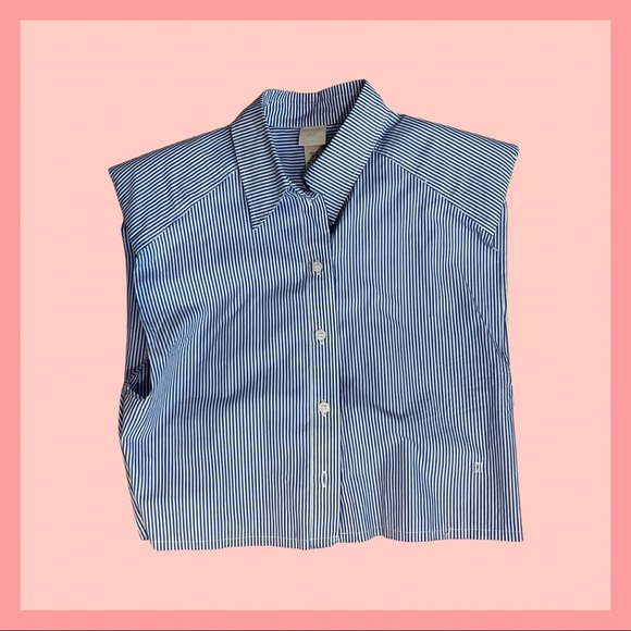 h&m top with shoulder pad (99% new) - Picture 2 of 3